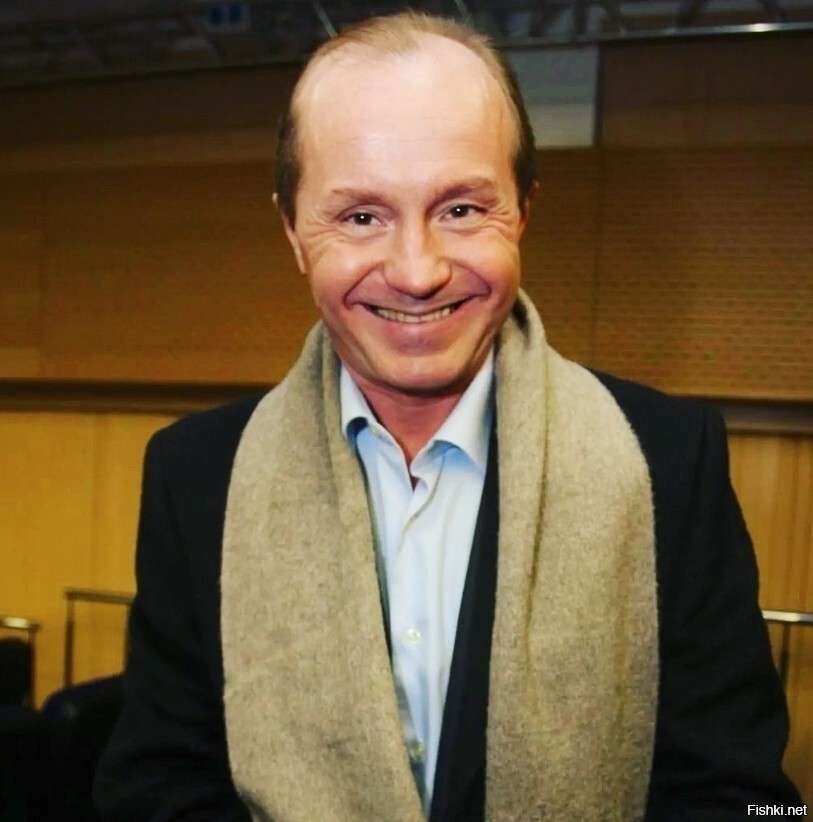 Андрей Панин