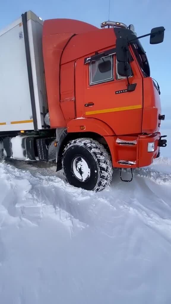 Вдали от всех