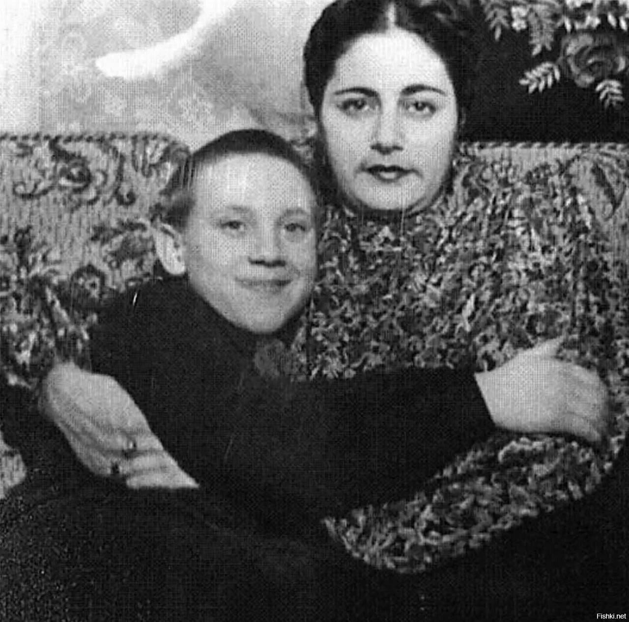 Где его 17 лет