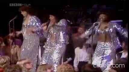 The Three Degrees - Giving Up