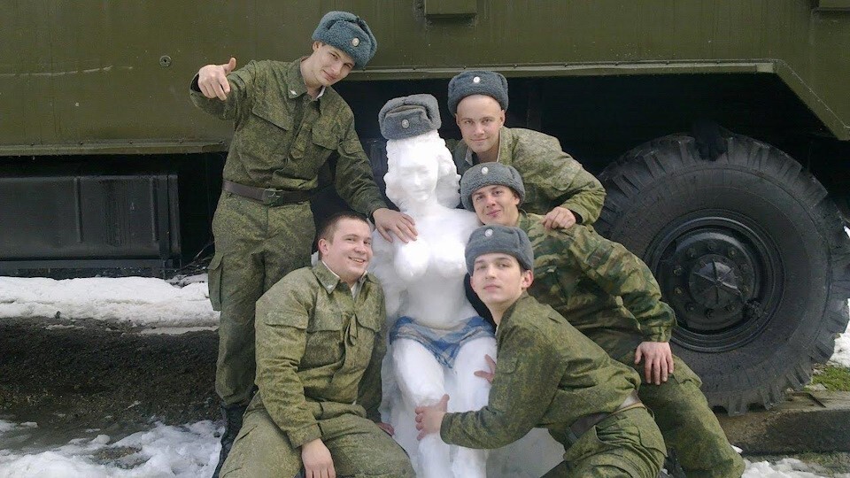 Кто в армии служил- тот в цирке грустит⁠