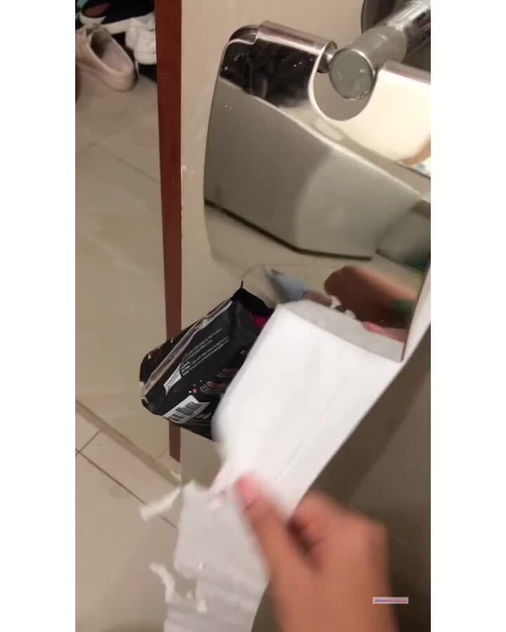 А я тут не при чём)