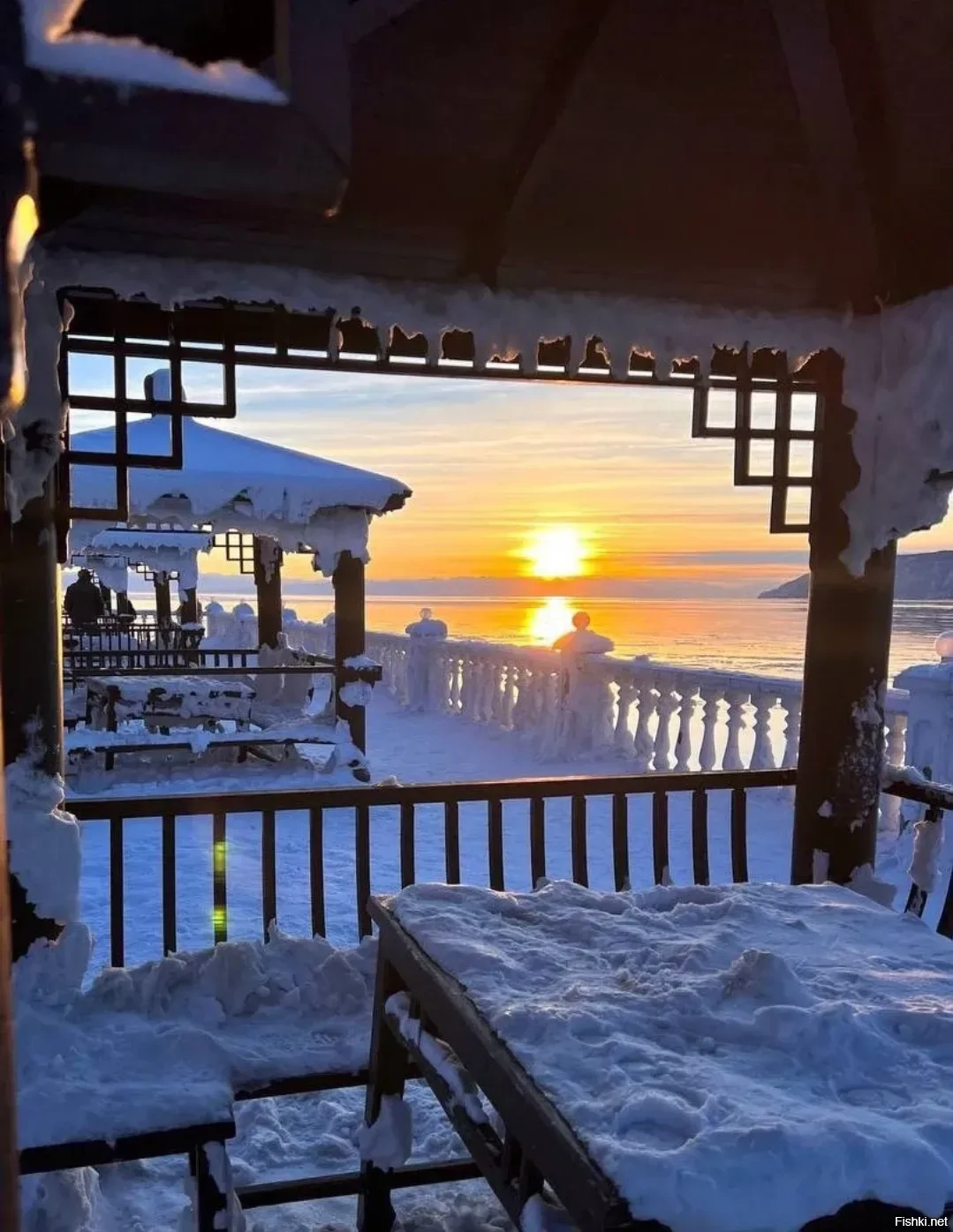 Утро на Байкале