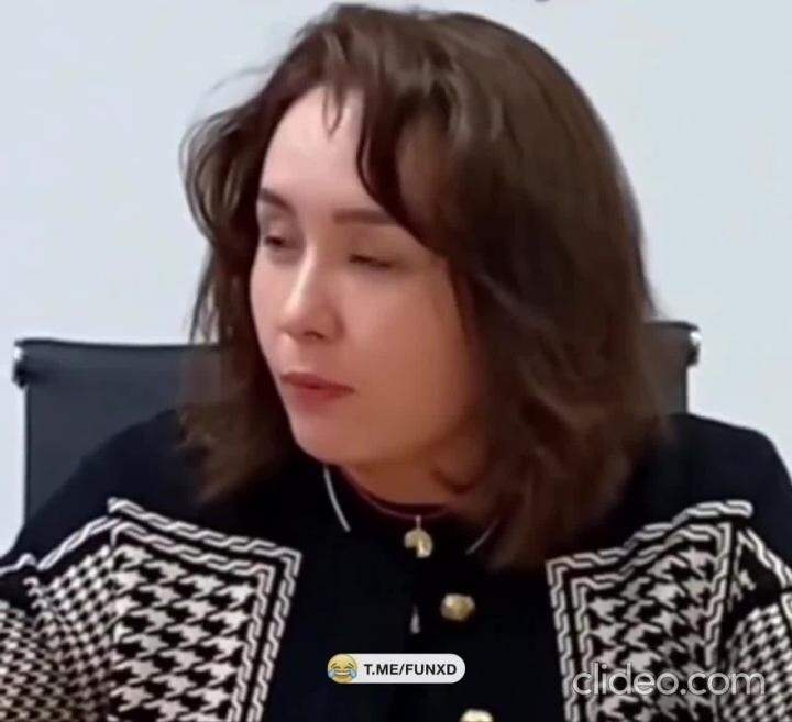 Видно понравилось начальнице )))