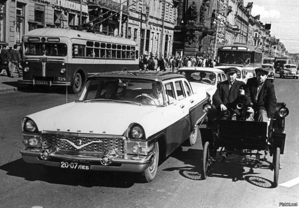 На Невском проспекте, 1963 год
