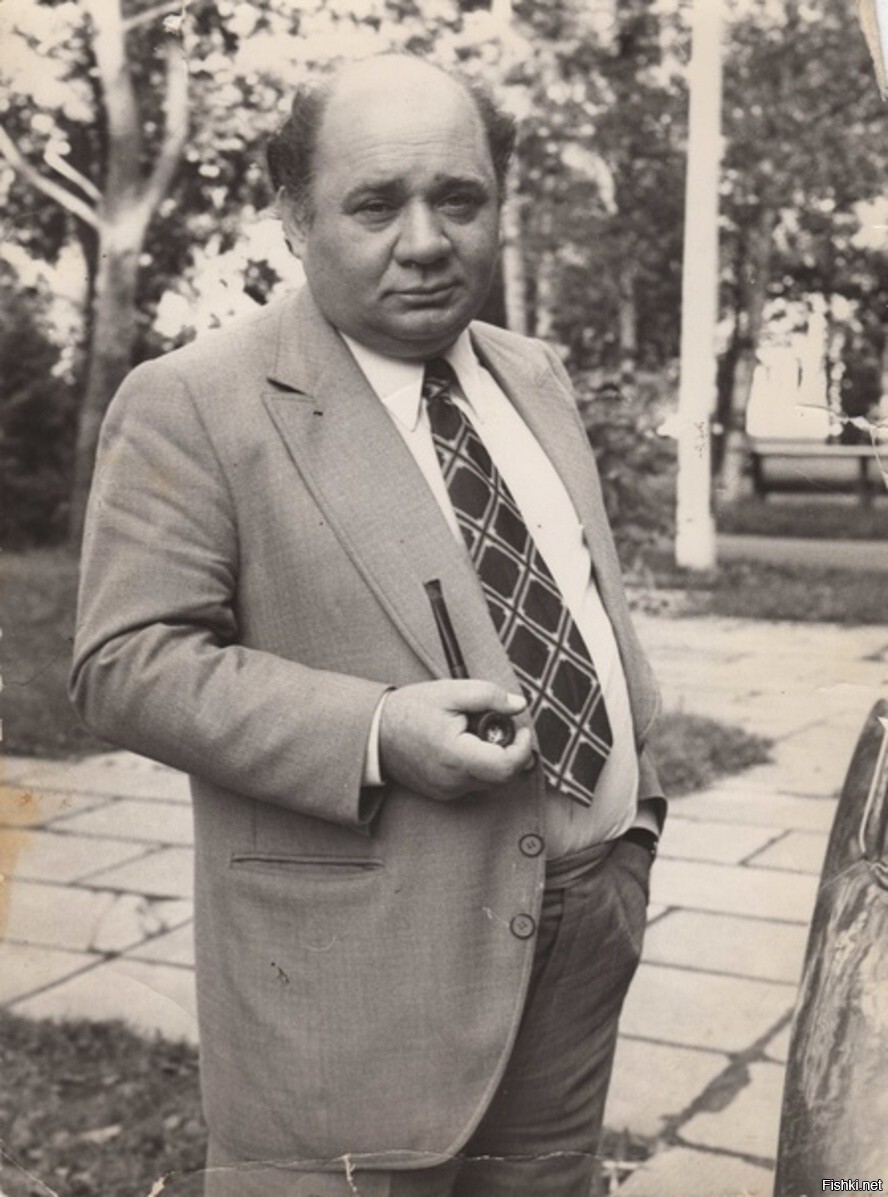 Евгений Леонов