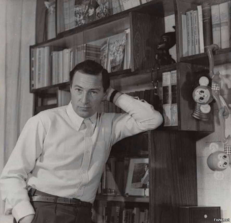 Вячеслав Тихонов