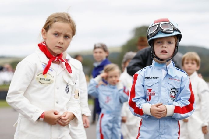  Goodwood Revival Kids get driving lessons 