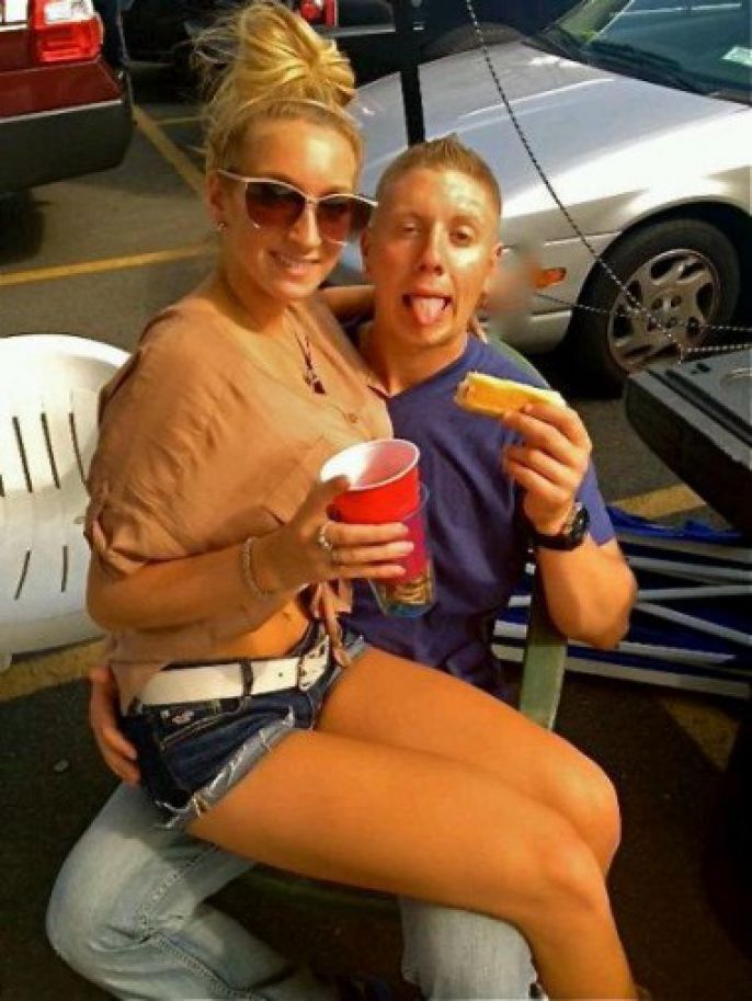 Hot Girl With idiot tailgating 
