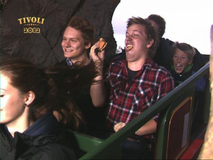 Eating on a roller coaster 