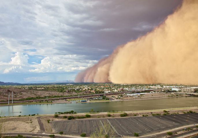 Giant Dust Clouds 