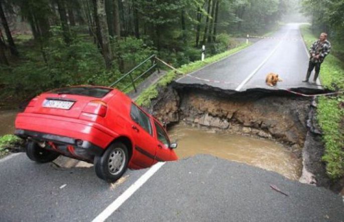 Close call Sinkhole  