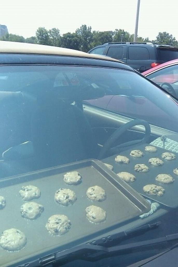 Cooking cookies in a car 
