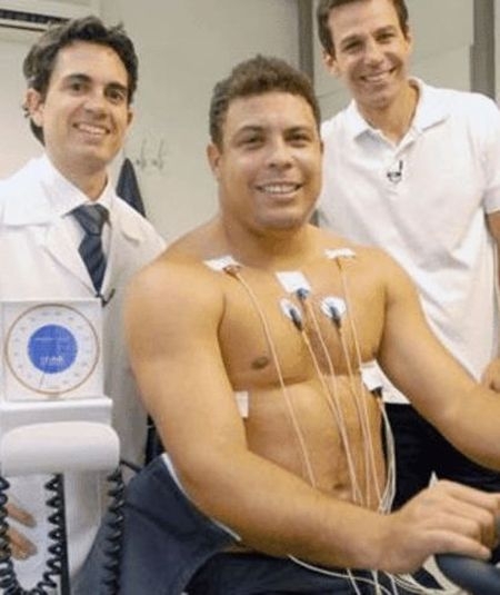 Ronaldo De Assis Moreira Gained Weight 