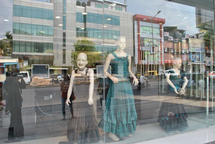 Ridiculous Mannequins 