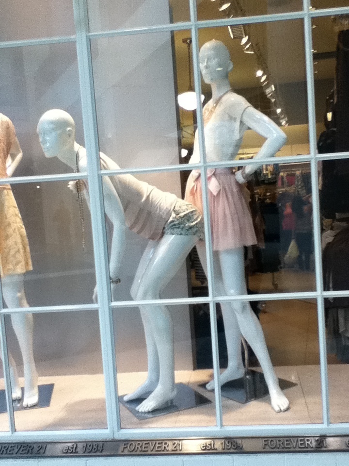 Ridiculous Mannequins 