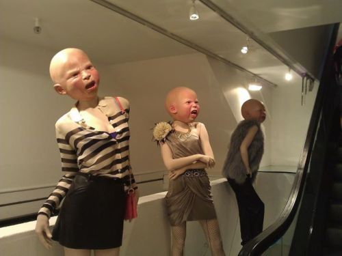 Ridiculous Mannequins 