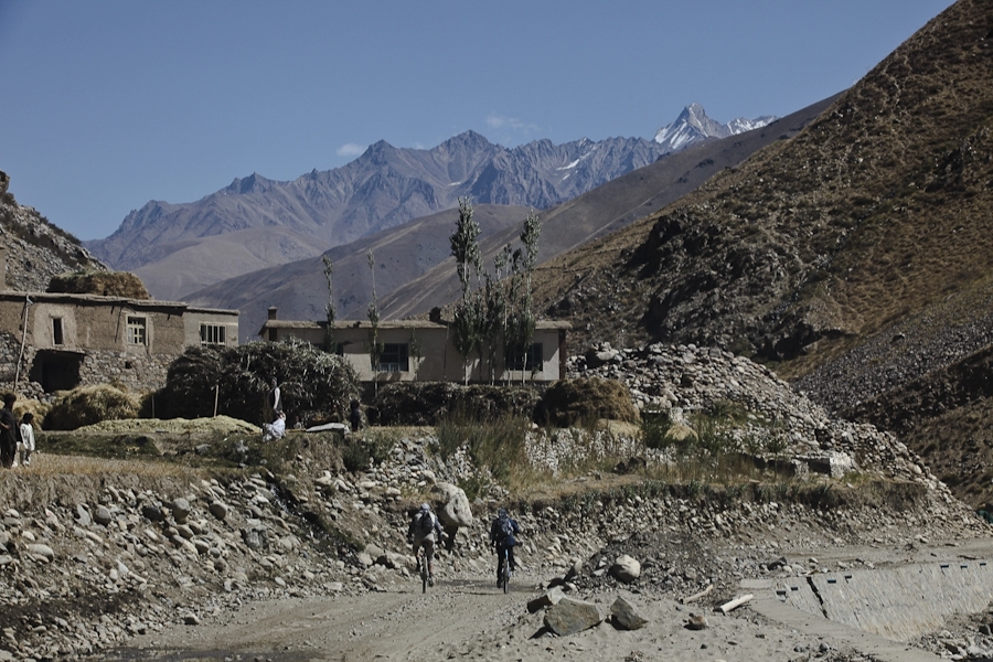 Crossing Afghanistan’s Panjshir Valley by bike 