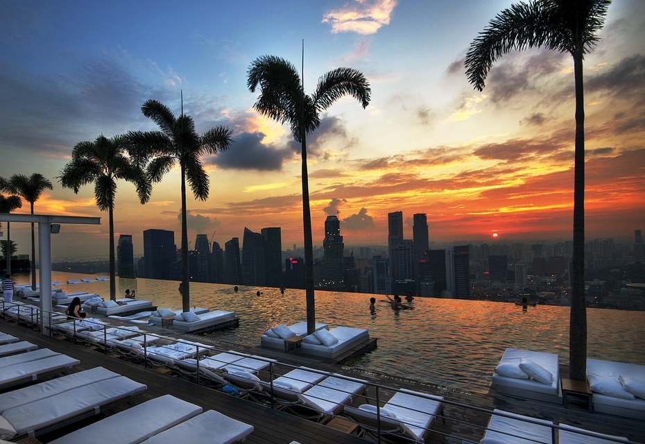 The World's Sexiest Rooftop Pools