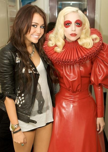  Lady Gaga Backstage