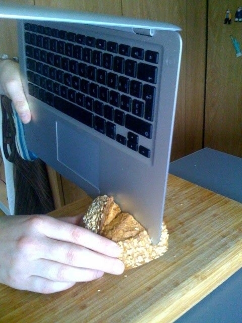 Slice bread with your laptop