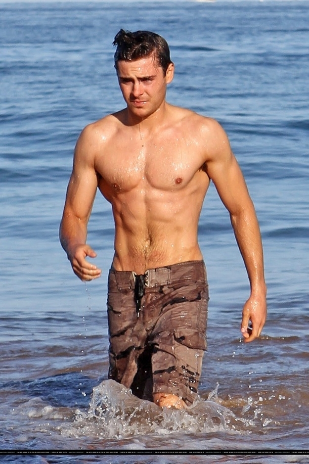 The Absolute Best Pictures Of Zac Efron On The Internet
