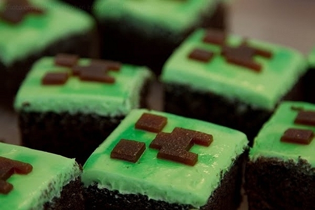 Minecraft cake bars