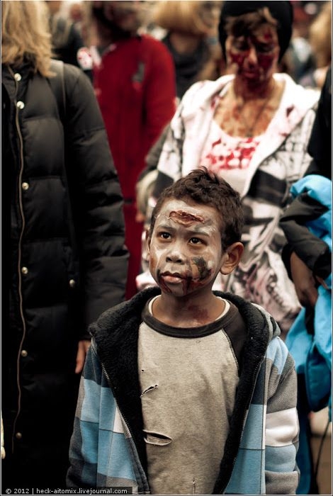 Zombie Walk 2012 in Toronto