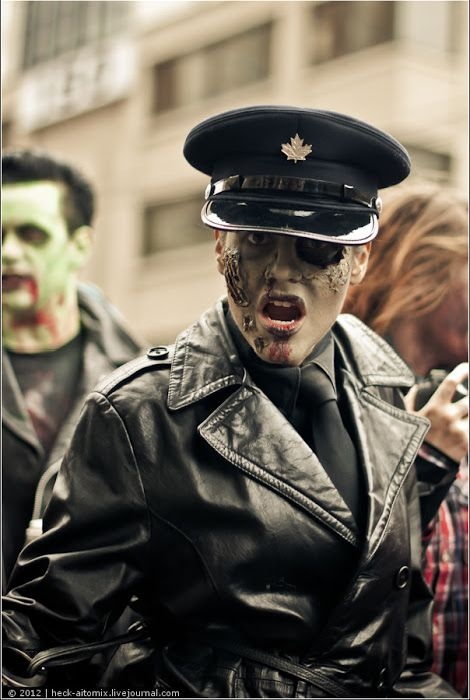 Zombie Walk 2012 in Toronto