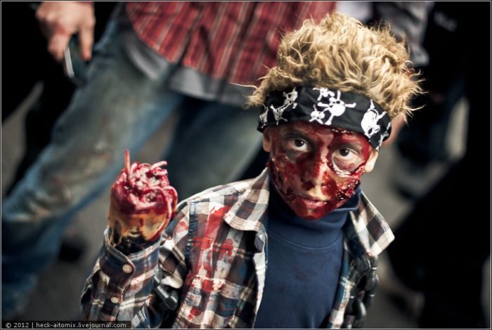 Zombie Walk 2012 in Toronto