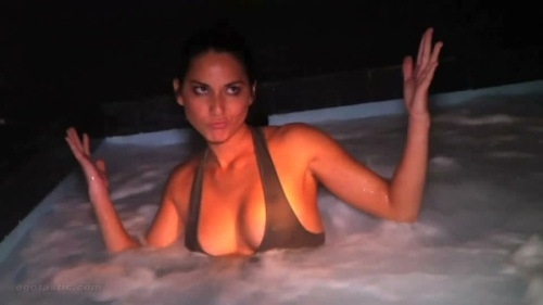 Olivia Munn in the Hot Tub 