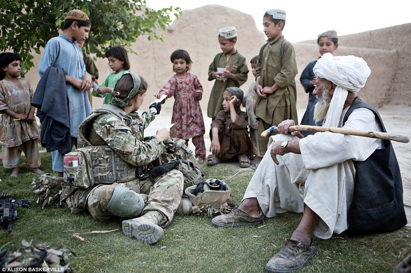 Female Soldiers in Afghanistan 