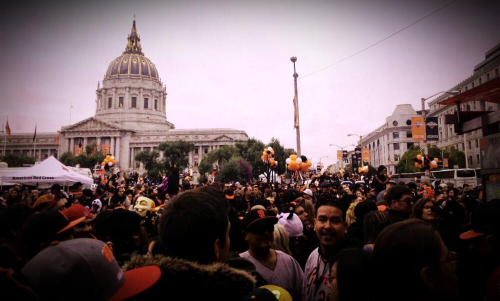 SF Gaints Sweep the City with a Parade!