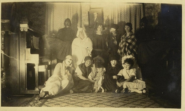 Crazy Vintage Halloween Party Snapshots