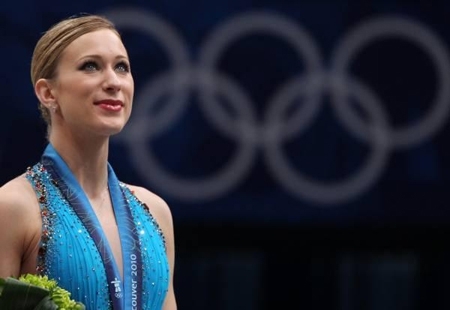 Joannie Rochette performs flawless Olympic routine after mother's death