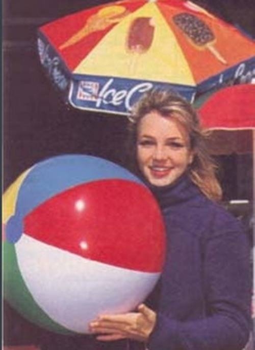 britney spears sweet and innocent big ball