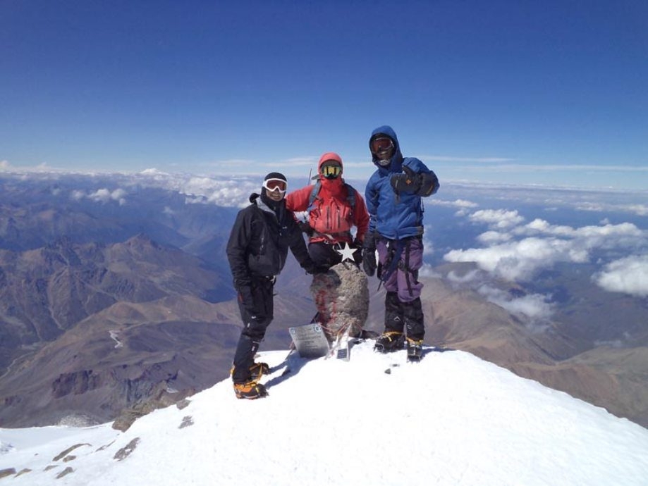 The highest point on every continent >Super cool!