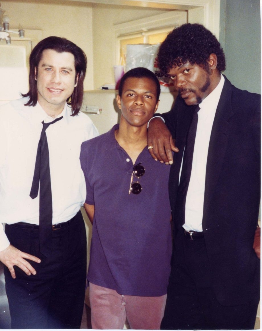 Behind the scenes on set of ‘Pulp Fiction’ 