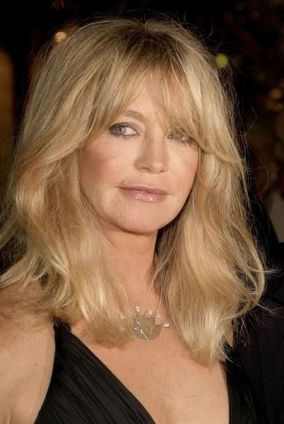 Goldie Hawn Looks Creepy 