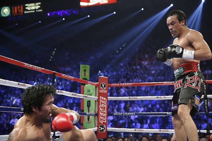 Juan Manuel Marquezknocks out Manny Pacquiao Like it's Nothing!