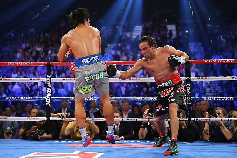 Juan Manuel Marquezknocks out Manny Pacquiao Like it's Nothing!