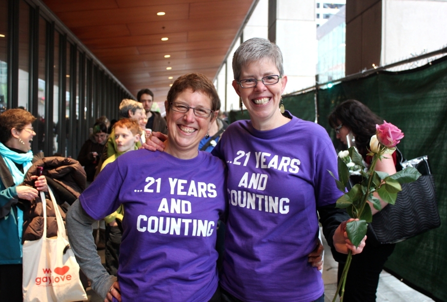 Joyful Declarations Of Love From Newlyweds In Seattle