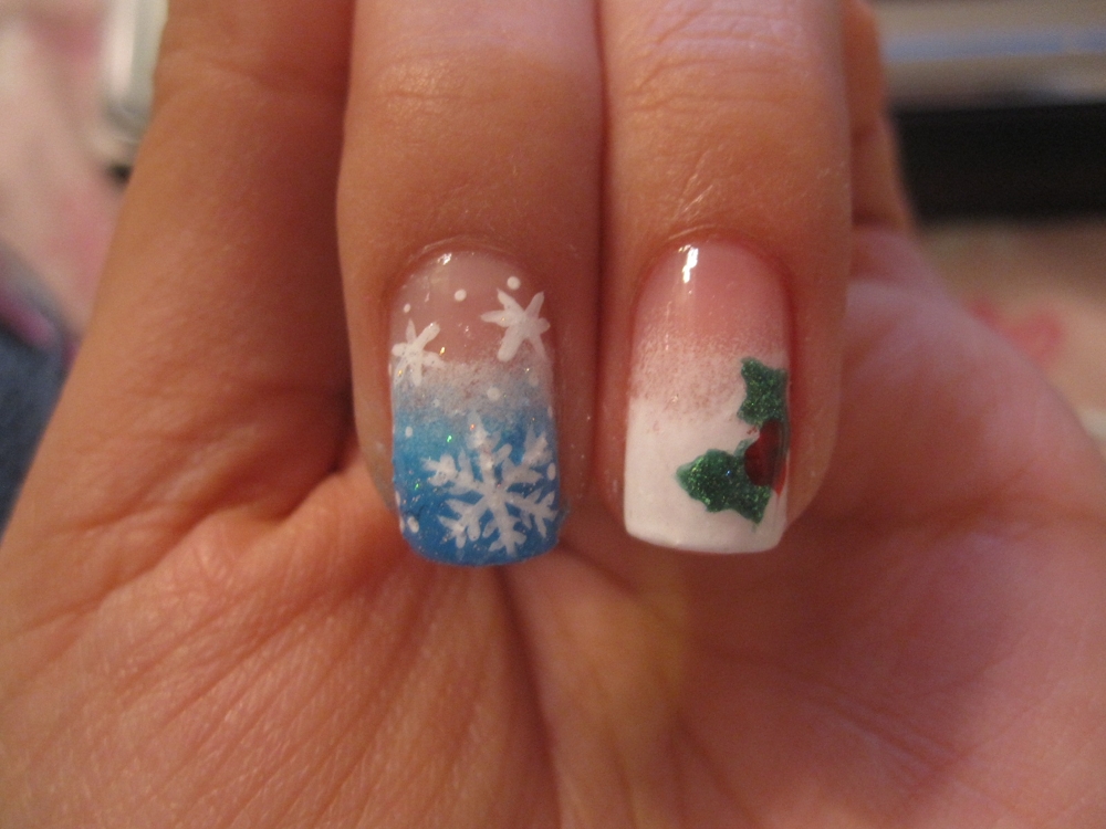 Holiday Nails With Pizzaz