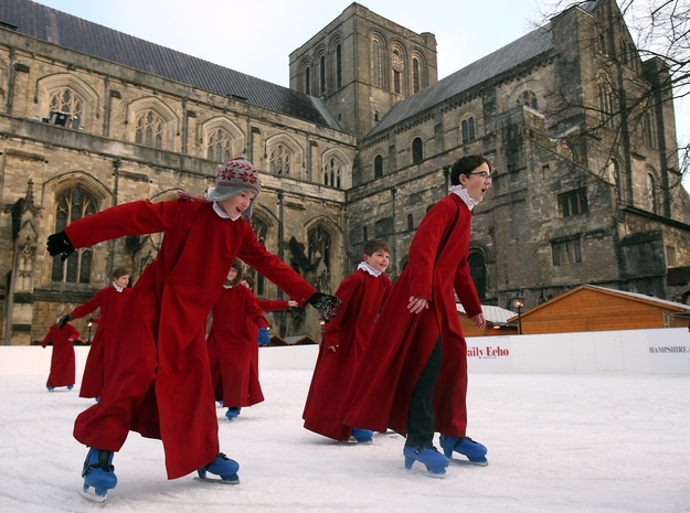 British Kids Ice-Skating: Real Life Hogwarts!