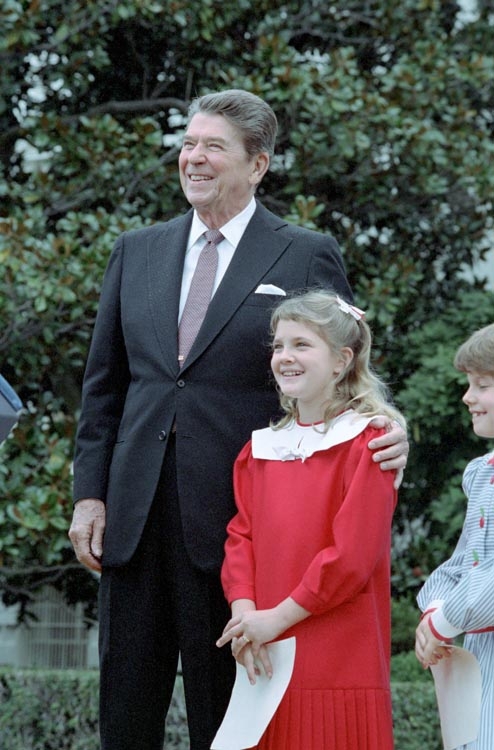 US Presidents With Little Kids, Looking Cute!