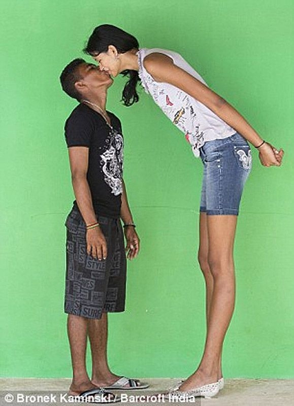 World Tallest Girls and Her Short Boyfriend
