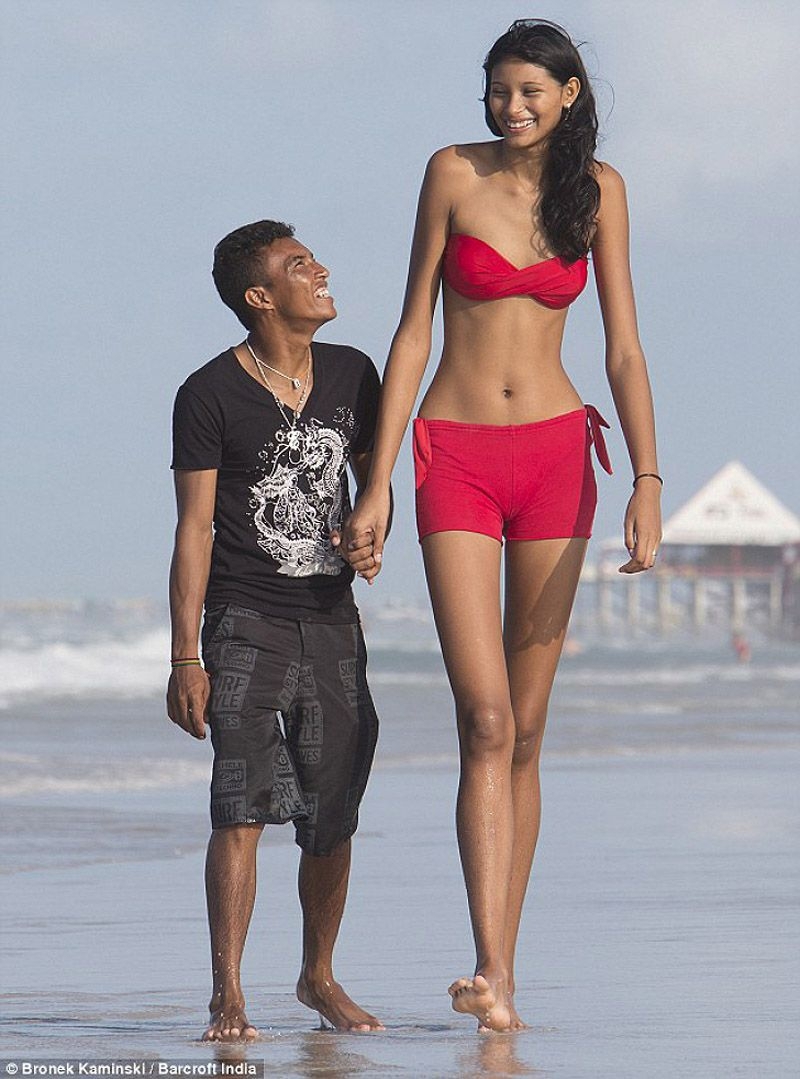 World Tallest Girls and Her Short Boyfriend