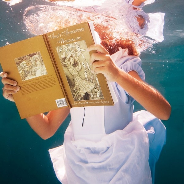 Enchanting Underwater Photos of Alice In Wonderland 