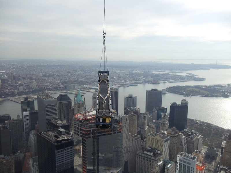 Hoisting an Escalator to the 101st Floor of 1 WTC 