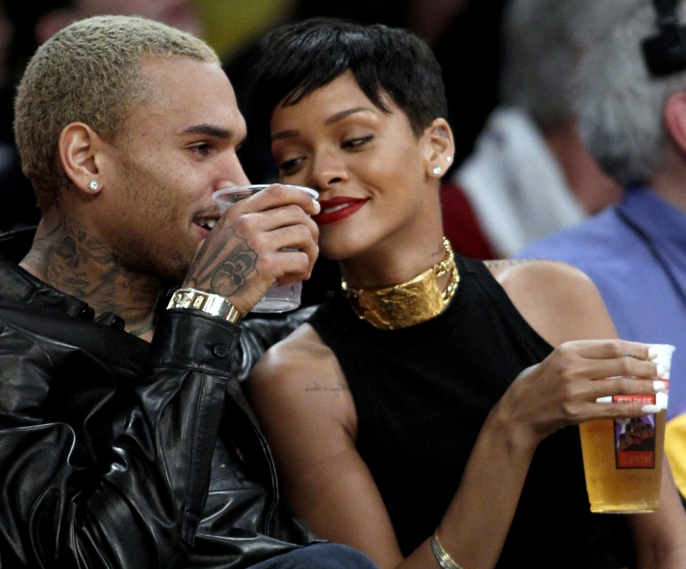 Rihanna & Chris Brown Spend XMas at a Basketball Game